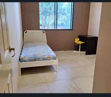 🏡 Spacious 2-bhk unit in Westmead