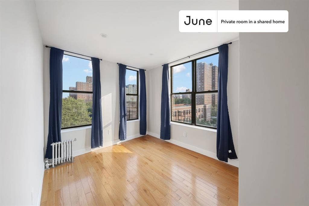 4 BR in New York City