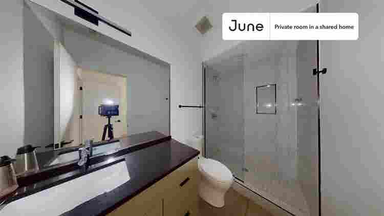 4 BR in Chicago