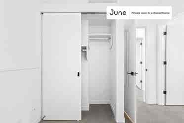 4 BR in Chicago