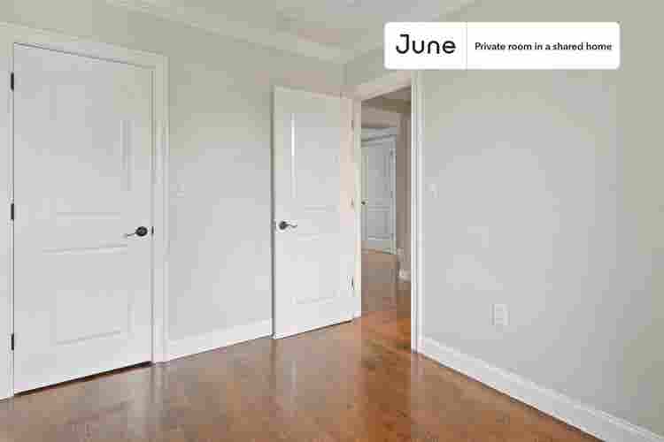 5 BR in Boston