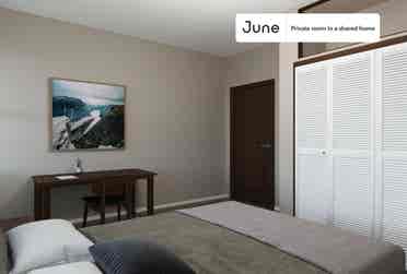 4 BR in Chicago