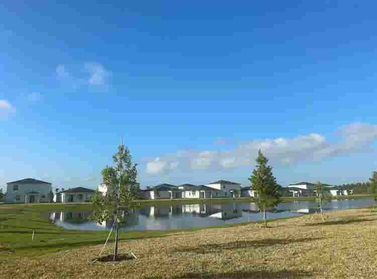 I rent a room in Fort Pierce North