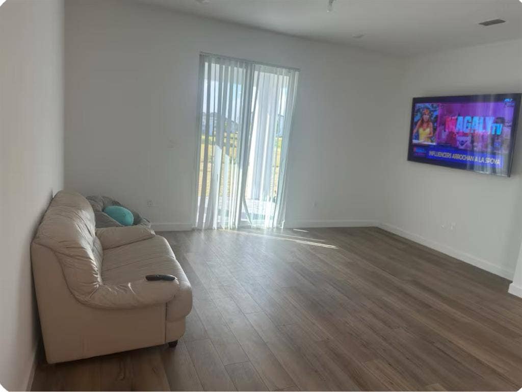 I rent a room in Fort Pierce North