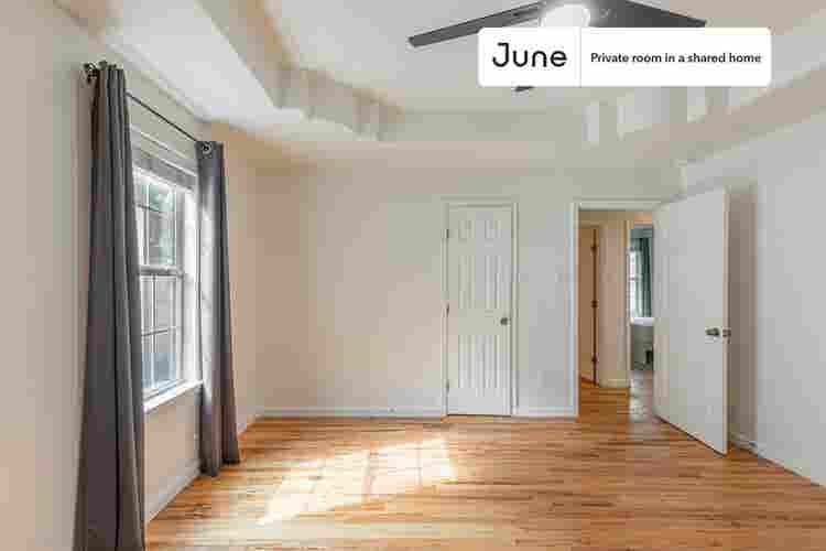 4 BR in Austin