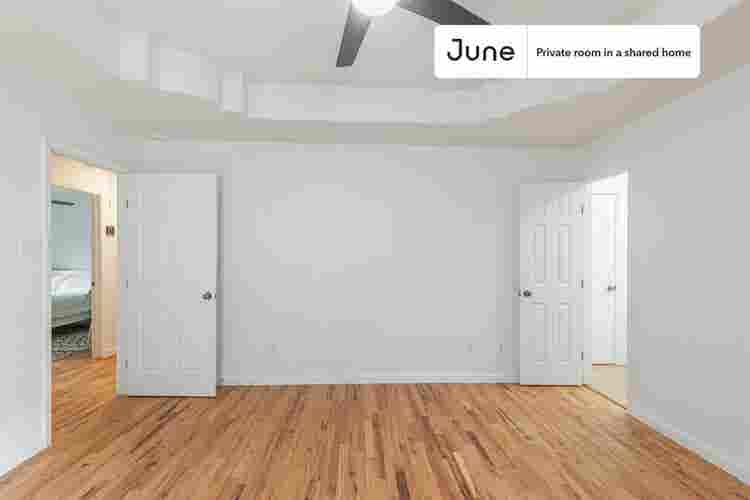 4 BR in Austin