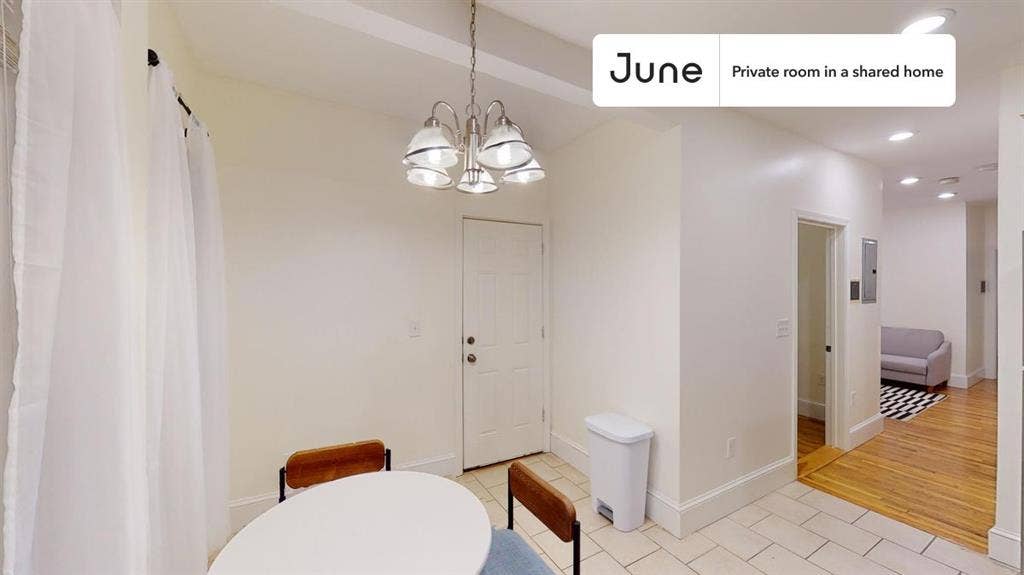 3 BR in Boston