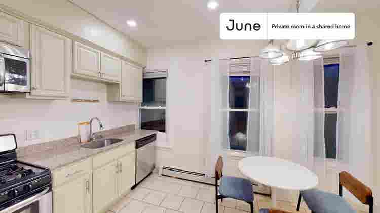 3 BR in Boston