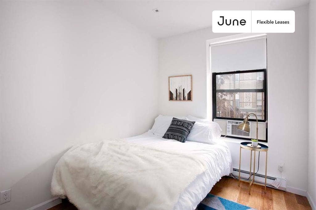 3 BR in New York City