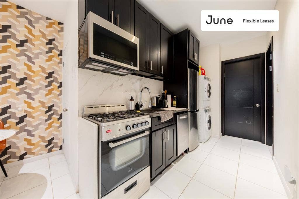 3 BR in New York City
