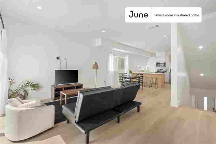 5 BR in Los Angeles
