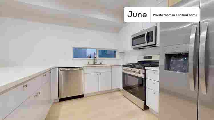 5 BR in Los Angeles