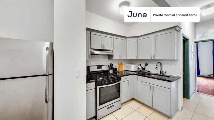 2 BR in New York City