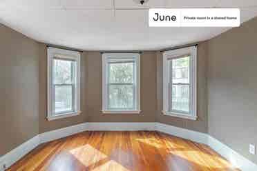4 BR in Boston
