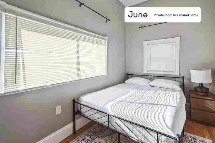 4 BR in Boston