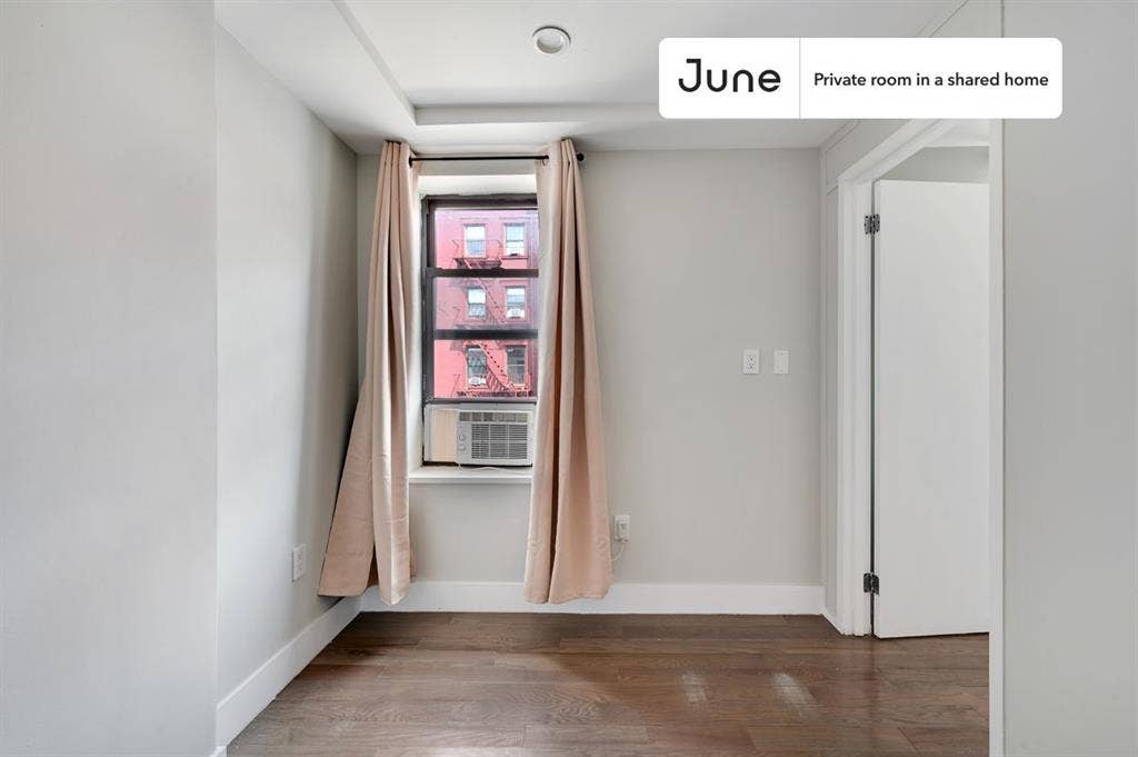 3 BR in New York City