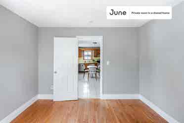 6 BR in Boston
