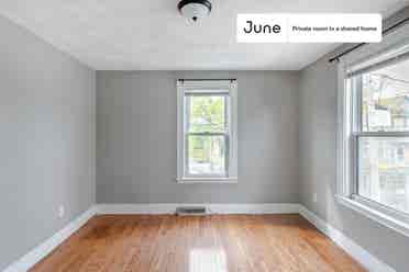 6 BR in Boston