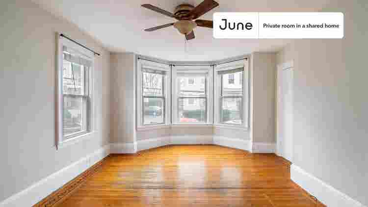 3 BR in Boston