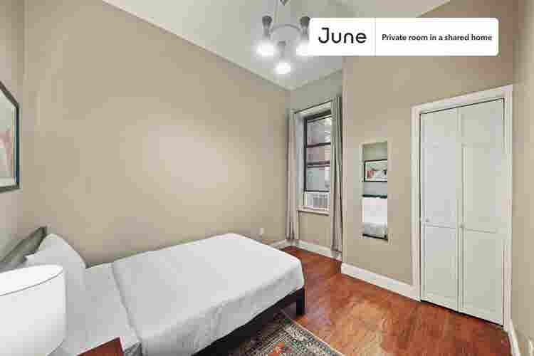 4 BR in New York City