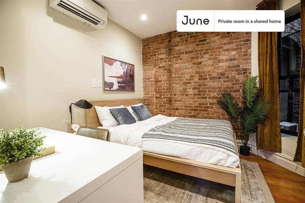 3 BR in New York City