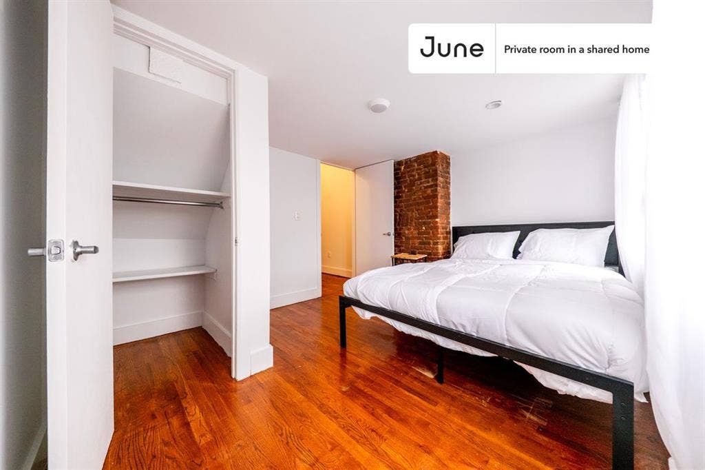 3 BR in New York City