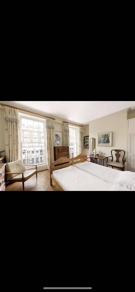 Large En-suite traditional Chelsea