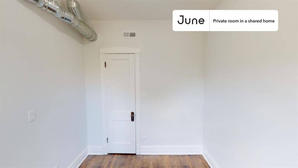4 BR in Chicago