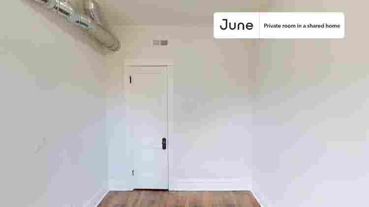 4 BR in Chicago