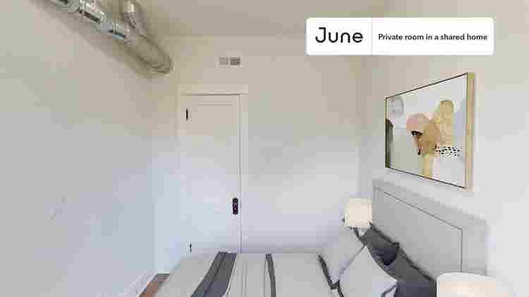 4 BR in Chicago