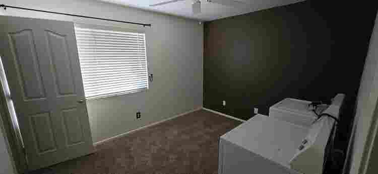 Room for rent - Desert Ridge