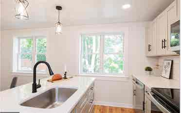 CLEAN, QUIET ROOM FOR RENT Inc Util
