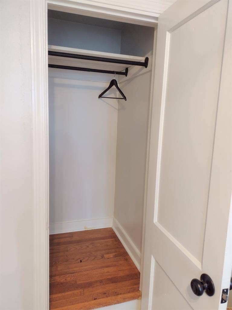 CLEAN, QUIET ROOM FOR RENT Inc Util