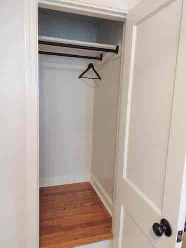 CLEAN, QUIET ROOM FOR RENT Inc Util