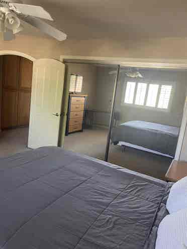 Lrg furnished bedroom fullbathroom