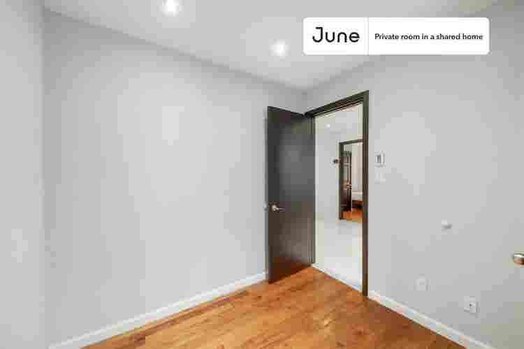 4 BR in New York City