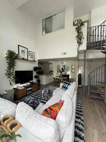 Room Available in 3BR WeHo - $