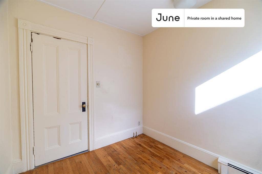 4 BR in Boston