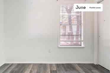 4 BR in Austin