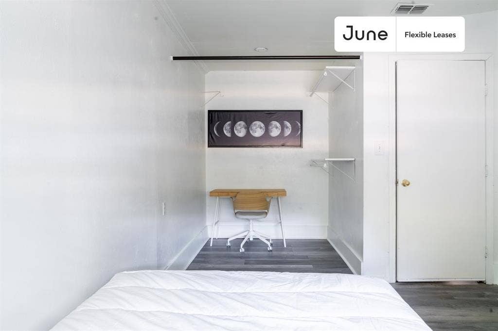4 BR in Austin