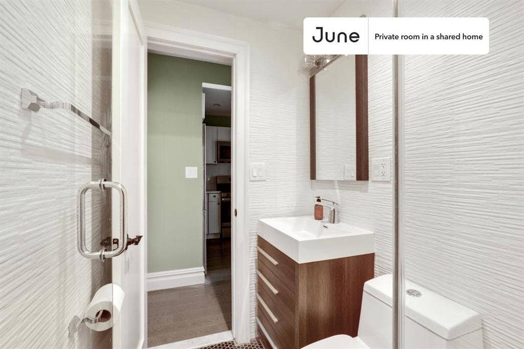 3 BR in New York City