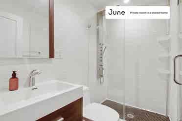 3 BR in New York City