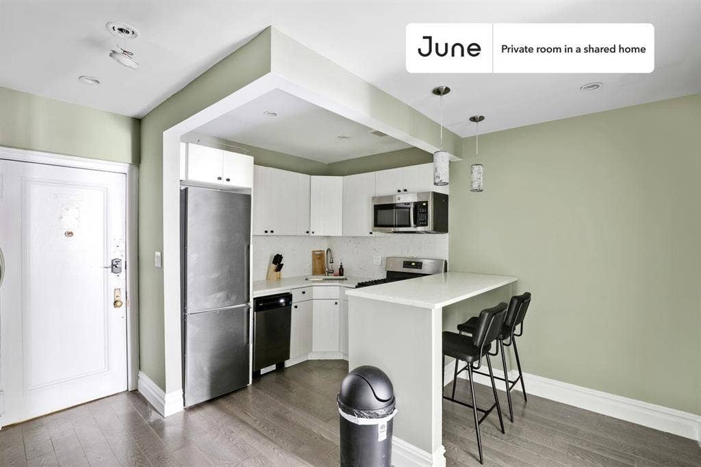 3 BR in New York City