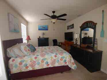 BEACHSIDE furn bdrm, private bath