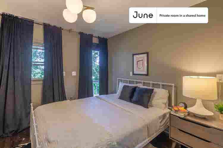 6 BR in Boston