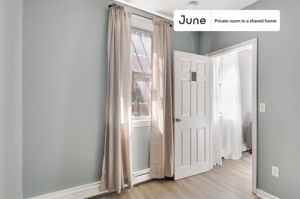 3 BR in Boston