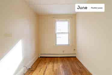 4 BR in Boston