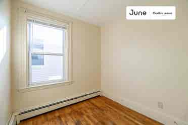4 BR in Boston
