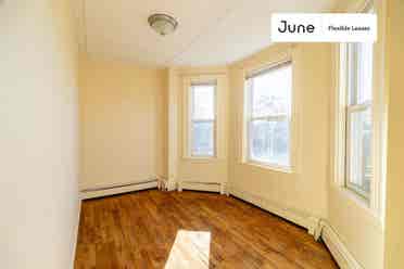 4 BR in Boston