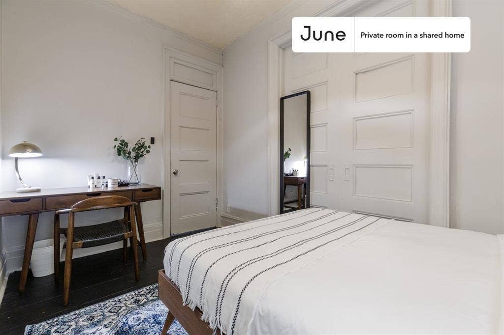 4 BR in New York City
